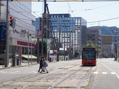 函館駅について、市電に乗り換えます。