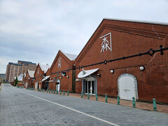 函館といえばこの赤レンガ倉庫。ここもずっと来てみたかったー！