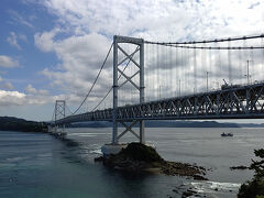 ここからは橋が間近に見えます。