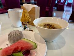 おはよう御座います^ ^
朝食はビュッフェ。
ルーローハンや肉まんなどもアリ
並ぶ豚まんのお店行きたかったけど…
無理せずゆっくり目のスタート