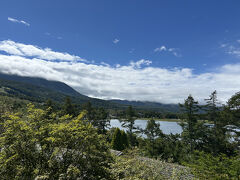 朝ごはんから戻ってきたら青空が出ていました

マイナスイオンたっぷりの高原らしい雰囲気です♪
