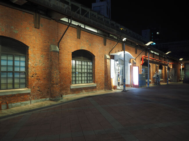 中にショールームなどがあるようでした。<br /><br />またいつか来ますね。