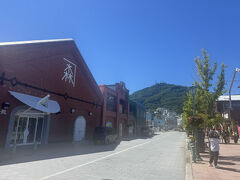 ランチのあとは、列車の時間まで、赤レンガ倉庫を見て歩きました