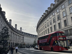 あ～、イギリス来た～！って感じの景色です。

夜ご飯の予約時間まで少しあるので、リバティを目指すことになりました。