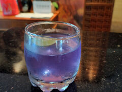 無事に30分ほどで到着しました！
運転手さんも安全運転で問題なし。
疑ってごめんなさい。

チェックイン時のウェルカムドリンクが甘酸っぱくてとっても美味しい♪
一気飲みしちゃいました～