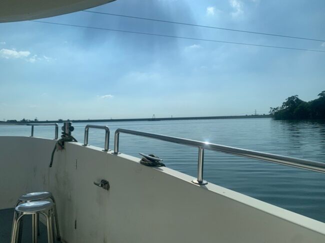 先頭に座りました