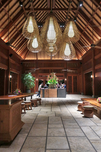 ラウンジで一休みして、お部屋へ戻りました。歯磨きをしてお風呂に入って就寝。これで2日目は終了です。