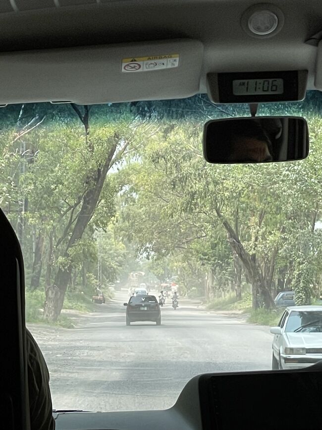 街を通り抜けタキシラへ