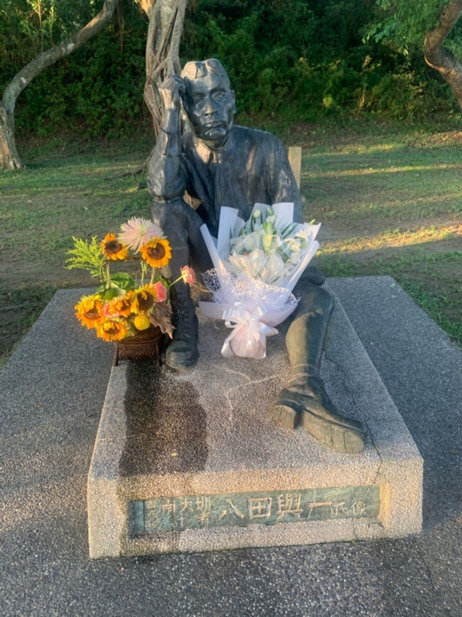 八田與一の像です