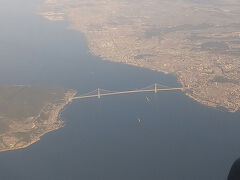 明石海峡大橋が見えた。
