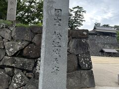 せっかくなので松江城もチラリ