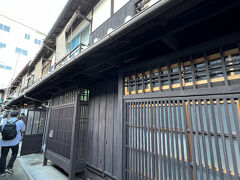 五条にあるあじき路地にやってきました。