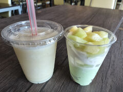 今年はメロンをいっぱい食べたね！

シメの長栄軒のマスクメロンスムージーは、メロン味が弱め。
せんりきのミニメロンパフェは、メロンがちょっと硬かった。