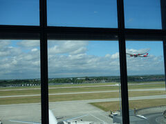 ロンドン ヒースロー空港 (LHR)