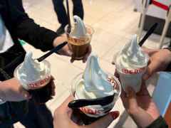 海老名SAで休憩の際に口をさっぱりさせたくて食べたアイス濃厚で美味しかった
#ラーメンのあとはやっぱりアイス一筋