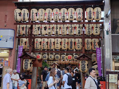 昼食を摂ってから向かったのは、ベタで申し訳ないが、錦天満宮。