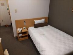 15時すぎにホテルへ。
お～部屋の動線が広い！