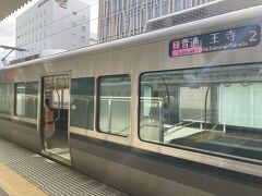 ホテルの鍵が番号入力なので、チェックアウトはフロントに寄らなくてもOK。楽ちんです。

JR奈良駅から万葉まほろば線に乗って三輪駅に行きます。
Suica使えるので、こちらも楽ちん。