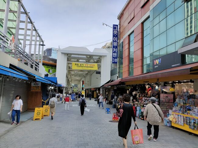 少しだけ南大門市場を散策。