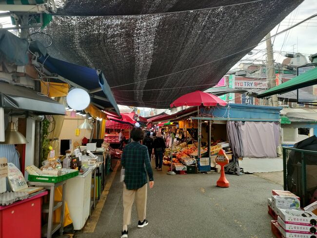 商店街が続いていたので、ちょっと散策。