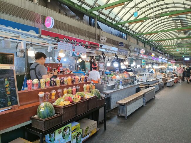 屋台が並んでるー