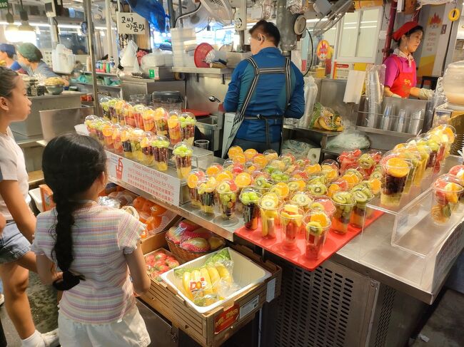 やっぱ広蔵市場は日中来るべきだな！