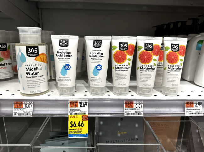 日焼け止めやクレンジングを探しています。<br /><br />これだと大きいな。<br /><br />1泊2日位の持ち歩き用のオーガニックコスメ（スキンケアセット）<br />ってなかなかありませんね。。