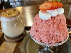 暑い日だったので、かき氷をいただきました。
美味しい。


あー悲報が来ました。
創業から550年、京都の老舗の蕎麦屋・本家尾張屋が2026/1/11をもって長期休業に入ると…

コロナの影響による経営負担、建築資材の価格高騰で老朽化した社屋の改修が困難になったことが原因だそうです。実質的に閉店かなー。それまでにもう一度食べに行きたいな。