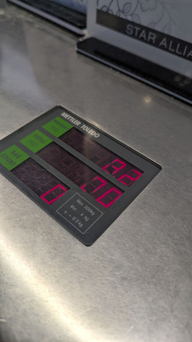 出発前より2.5㎏ぐらい重くなった<br />お買い物は体力と時間の無駄だと思うんだけど外国のスーパー行くの楽しくてやめられない。<br />