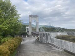 3時過ぎ、大倉バス停到着。
写真は大倉バス停に隣接する秦野戸川公園。
コスモスが満開でした。