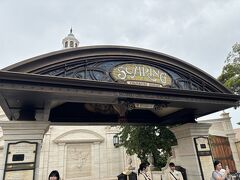 とにかくソアリン！
開園して一番に向かいましたが、待ち時間長かったけど朝一のテンションで
あっと言う間に順番来た(笑)

久し振りに乗ってやっぱり感動なのでした！Buonviaggio！
