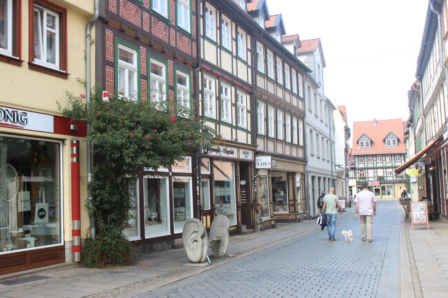 街に下りてきました。