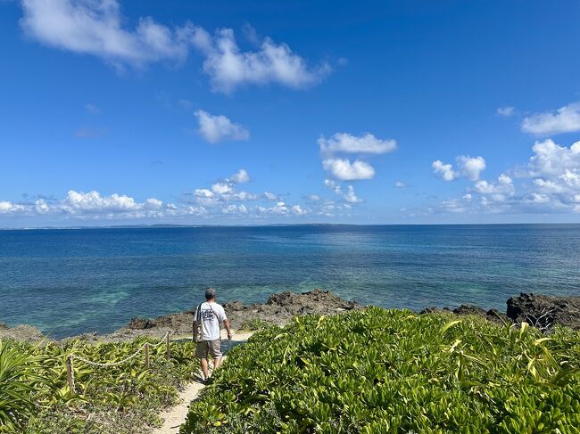 ここが島の最北端。<br />この地に女神様が舞い降りて<br />沖縄が作られた。とかなんとか