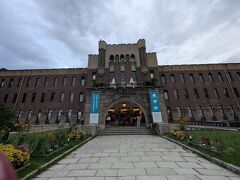 ミライザ大阪城にも入ってみました
ほぼお土産屋