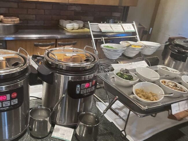 お粥もあります。トッピングもたくさん。