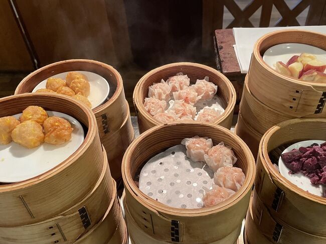 昨日と違うものは、コーン薩摩揚げと蟹焼売。