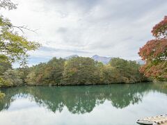 この日の観光はホテルからほど近いところにある毘沙門沼からスタート！