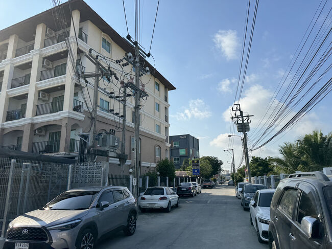 ホテルの前です。