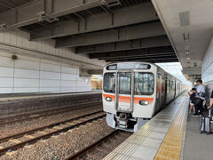 ホテルをチェックアウトして、
ホテルの無料送迎バスで、近くのＪＲ舞阪駅へ
ここから浜松駅までは２駅です