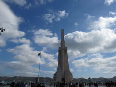 発見のモニュメント
遠くから　これをみるとあまりの細さに　あれ？でした