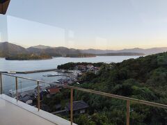 お次は日帰り温泉の出来るホテルに来ました。トロトロのお湯で気持ちよかったです。