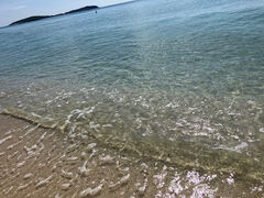 少しビーチを歩いてみましょう。