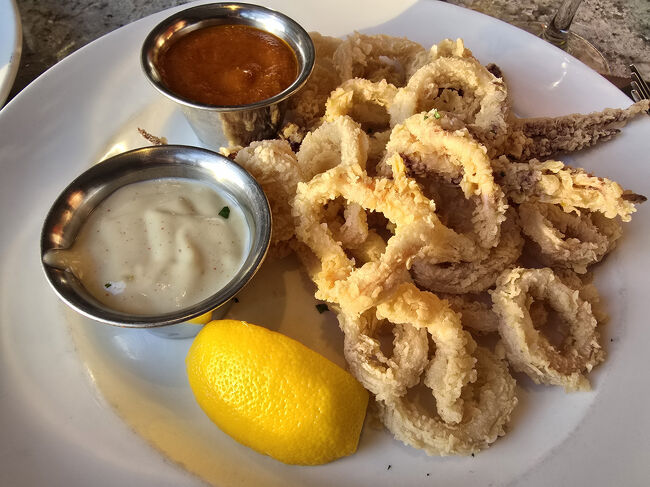 CALAMARI ＄18<br />これも美味です。