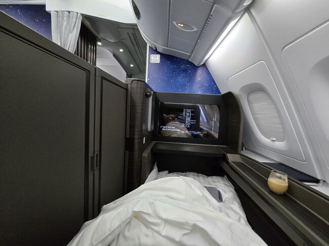 星空をイメージした壁紙です。