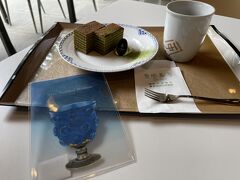 地階のカフェで正倉院の校倉造りを模したバウムクーヘン「校倉クーヘン」でひと休み。