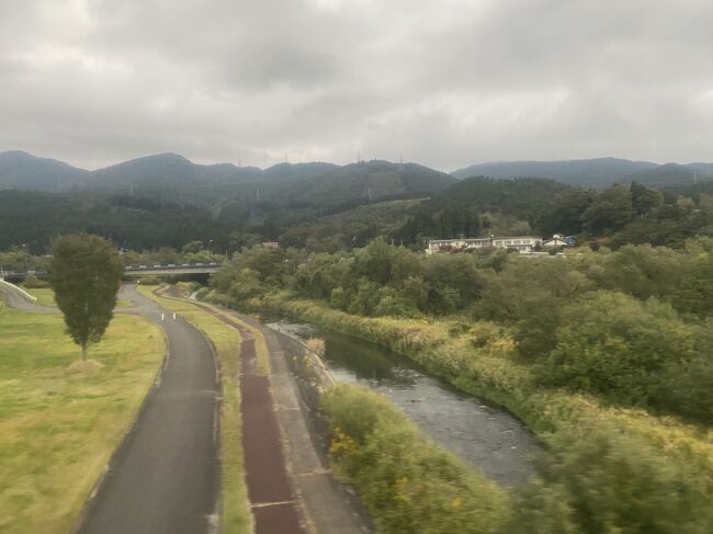 少し曇ってきました。明日は雨みたいです。