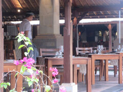 5つ星ヴィラホテルです。ホテルのちゃんとした名前がわからなかったのですが、位置情報のホテルで多分あっているんじゃないかと思います。