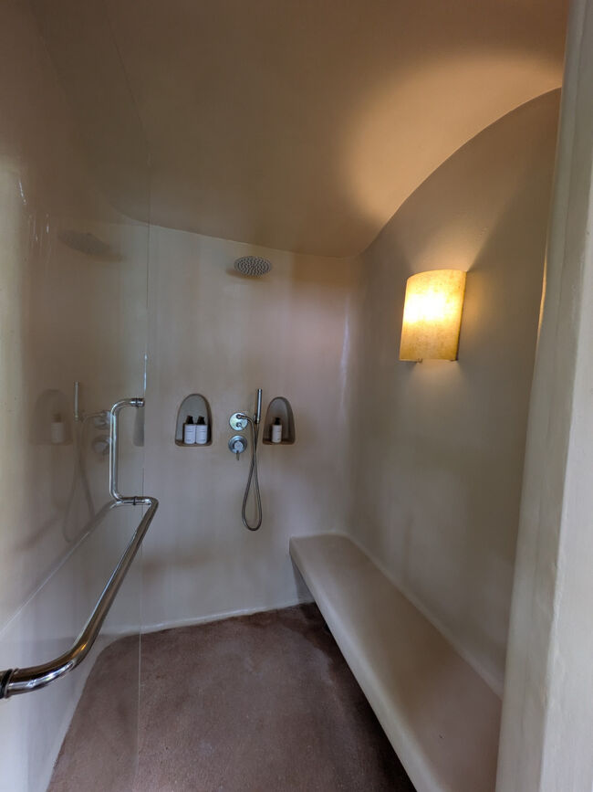 シャワーブース