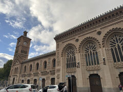 来た道を戻って、【トレド駅】に帰ってきました。
皆さんの旅行記にもあった通り、駅舎も美しい。