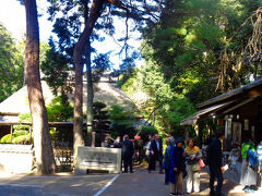 お城の周りにはいろいろ施設があります。

これは伊賀流忍者博物館です。

ここには多くのインバウンドの観光客がいますのでスルーします（苦笑）

